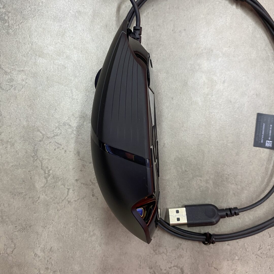 Logitech g402 (3)