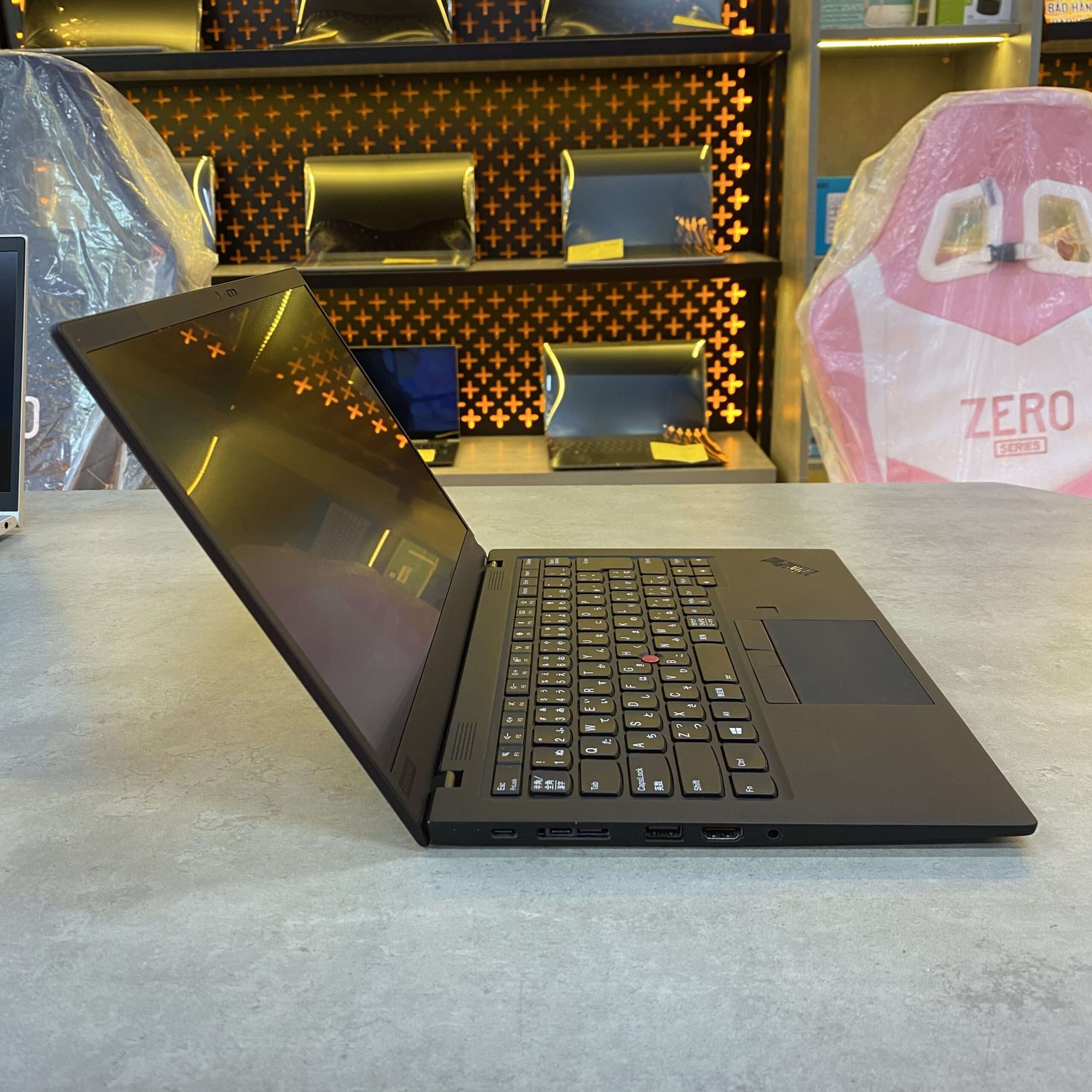 Thinkpad x1 carbon gen 7 (2)