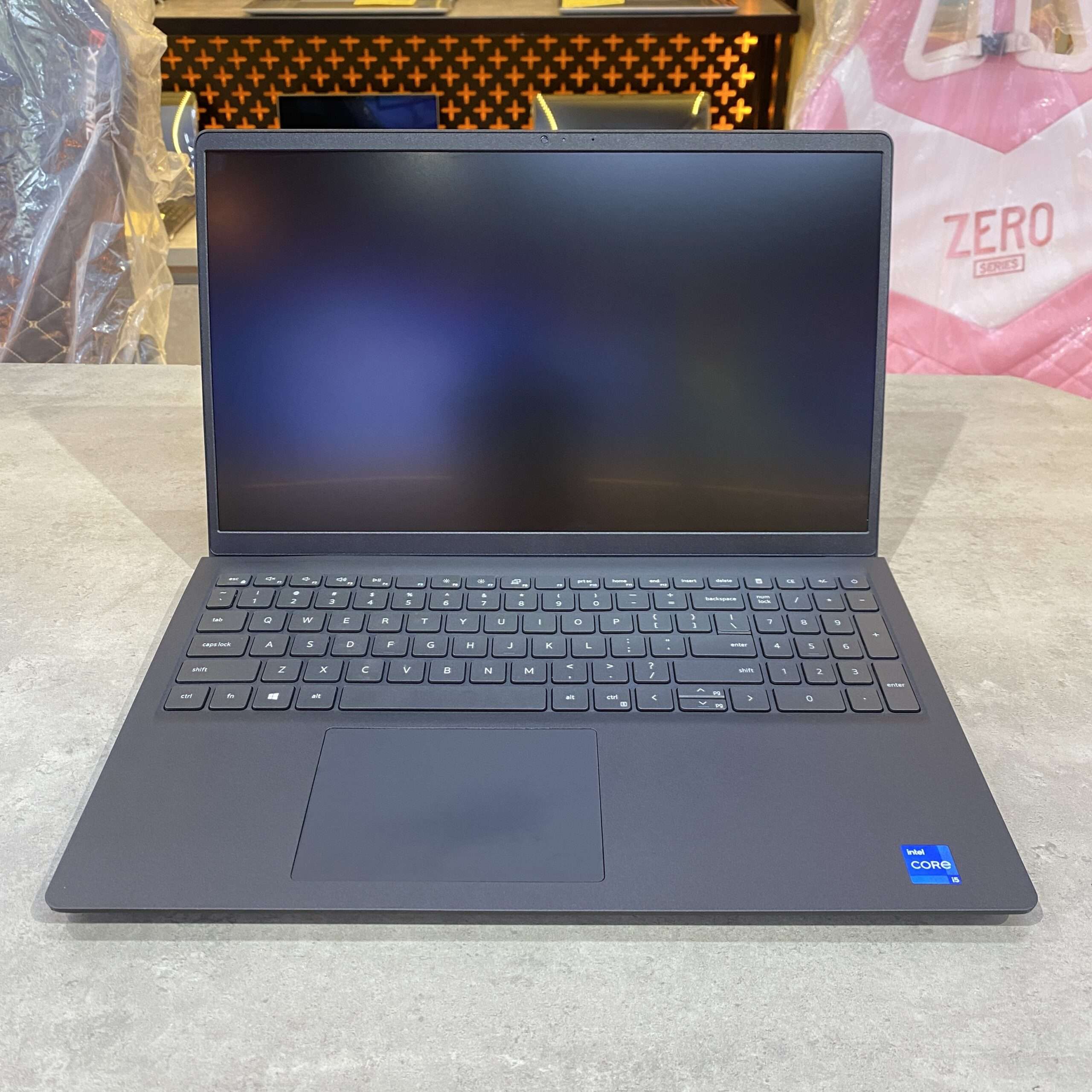 Dell inspiron 3511 (1)