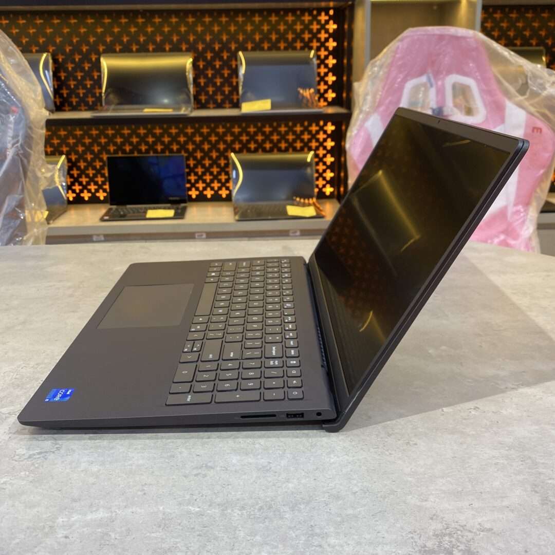 Dell inspiron 3511 (3)