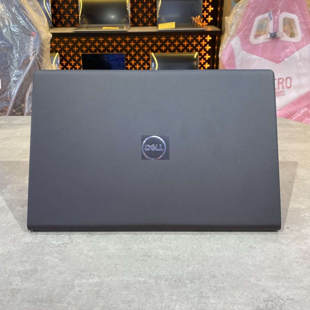 Dell inspiron 3511 (4)
