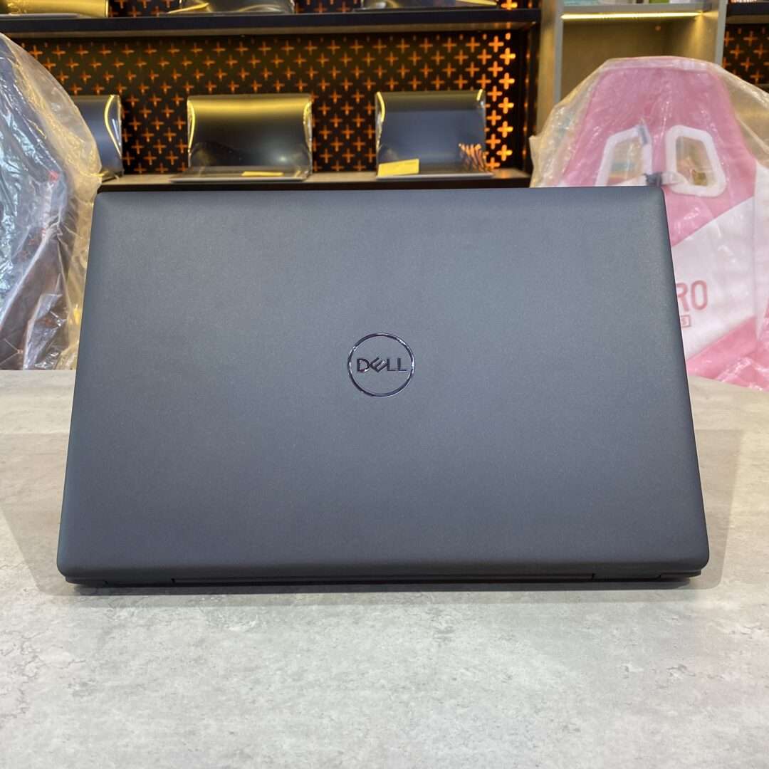Dell latitude 3520 (4)