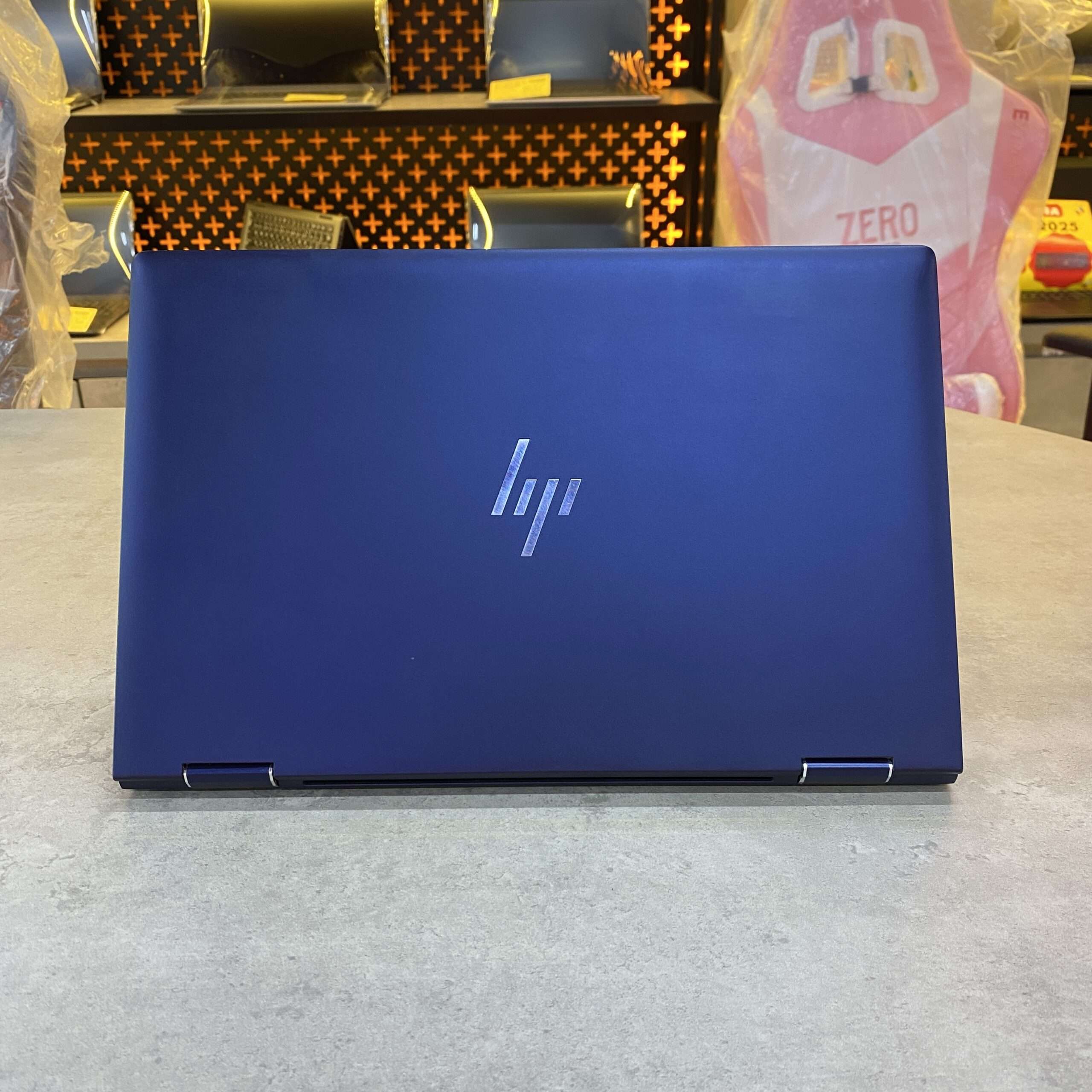 Hp elitebook dragonfly (4)