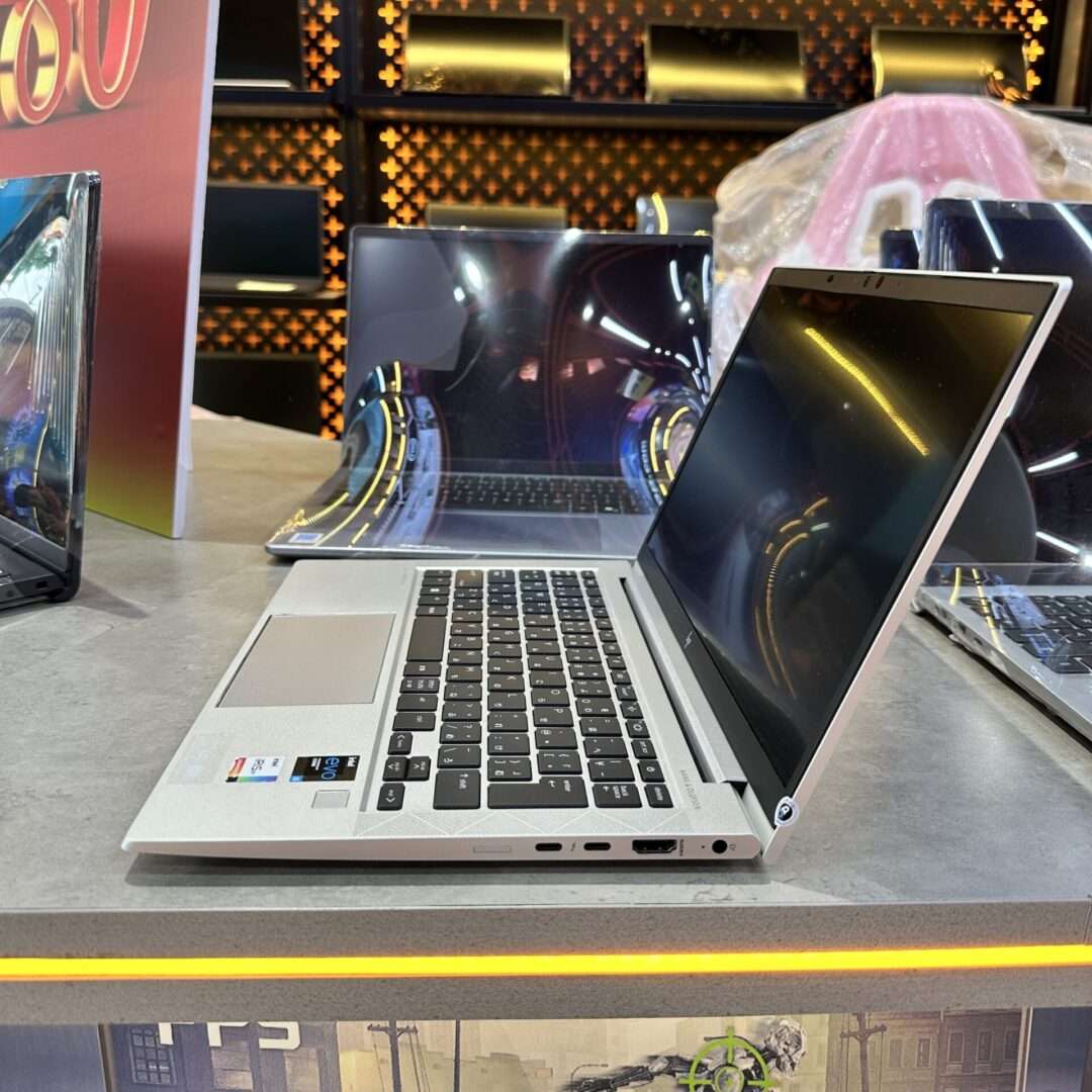 Hp elitebook 830 g8 (3)