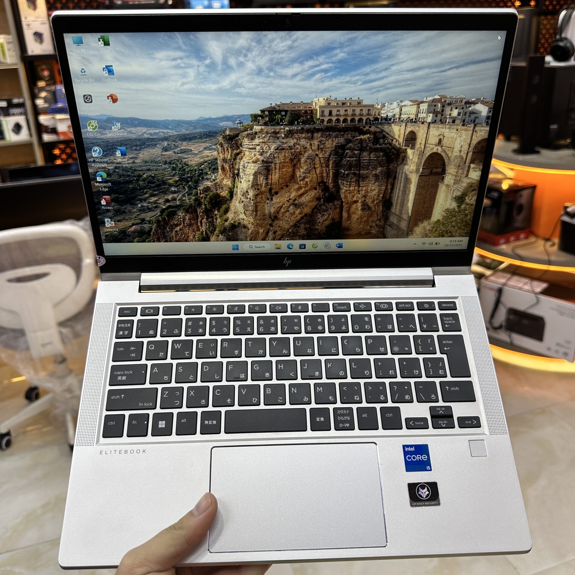 Hp elitebook 630 g9 (1)
